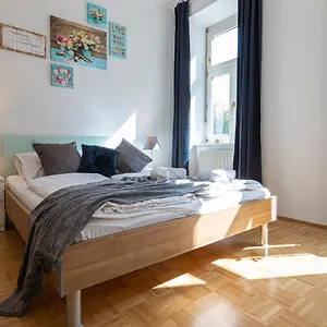  Apartament Yeshello Elegant Near
